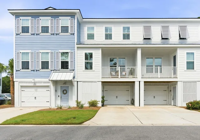 Photo 1 of Townhouse for sale at 803 Kings Oak Ct #2, Daniel Island, SC 29492 | MLS# 26015916 | Listing updated on 2026-08-18