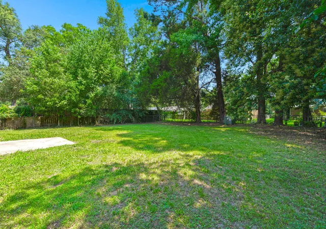 Photo 3 of Single family home for sale at 110 Bee St, Summerville, SC 29483 | MLS# 26016698 | Listing updated on 2026-09-12