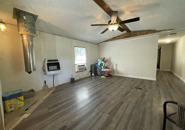 Photo 4 of Manufactured home for sale at 200 Sings Ln, Holly Hill, SC 29059 | MLS# 26023126 | Listing updated on 2026-09-15