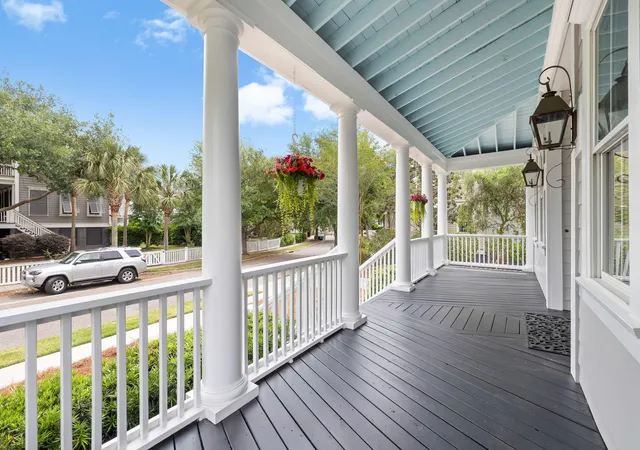 Photo 4 of Single family home for sale at 882 Tupelo Bay Dr, Mount Pleasant, SC 29464 | MLS# 26013374 | Listing updated on 2026-09-18