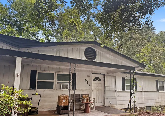 2nd image of 615 End Dr, Charleston, SC 29407 | MLS# 26022917