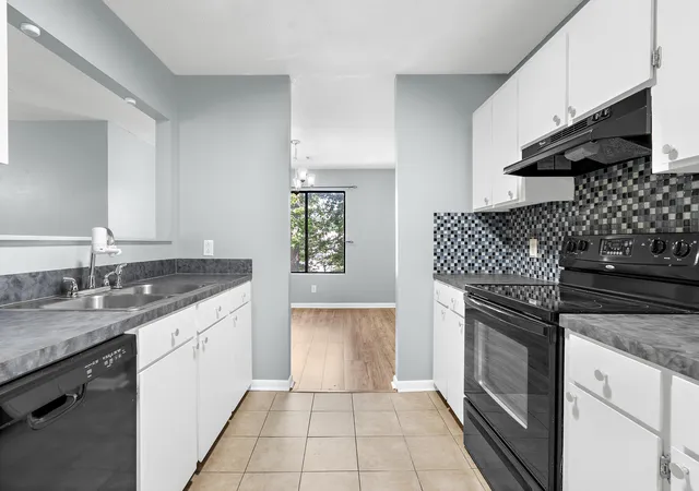 4th image of 208 Greencastle Dr, Goose Creek, SC 29445 | MLS# 26014175