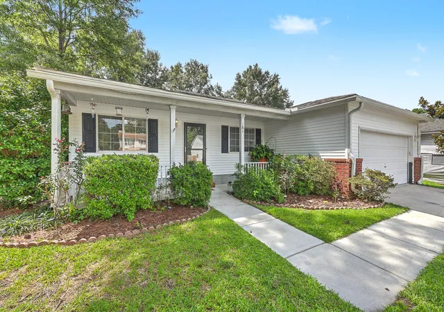 2nd image of 181 Apache Dr, Summerville, SC 29483 | MLS# 26023917