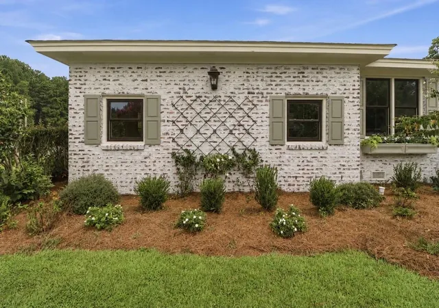 Photo 3 of Single family home for sale at 301 Land O Pines Cir, Moncks Corner, SC 29461 | MLS# 26021614 | Listing updated on 2026-09-26