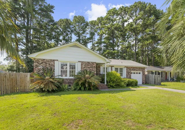 Photo 1 of Single family home for sale at 117 Sonia Dr, Ladson, SC 29456 | MLS# 26021859 | Listing updated on 2026-09-03