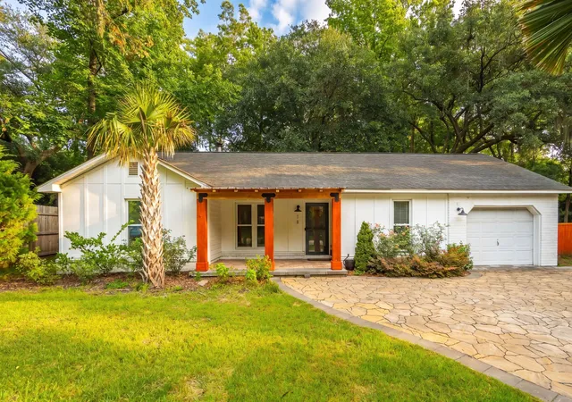 Photo 1 of Single family home for sale at 18 Hillcreek Blvd, Charleston, SC 29412 | MLS# 26017565 | Listing updated on 2026-09-16