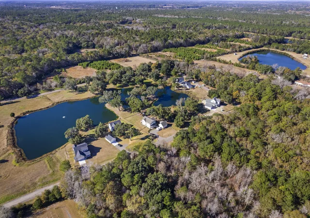 Photo 2 of Sale Pending at 2970 Lodge Berry Ln, Johns Island, SC 29455 | MLS# 26011488 | Listing updated on 2026-04-22