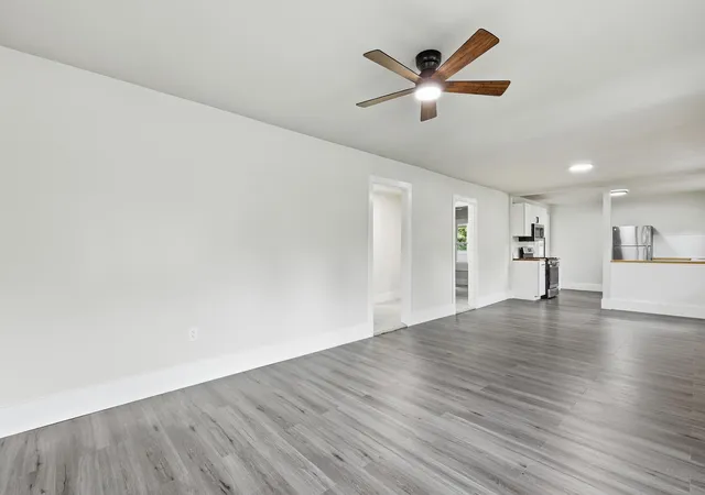 Homes for sale in Walterboro, SC | 513 Warren St, Walterboro, SC 29488 | MLS# 26013566