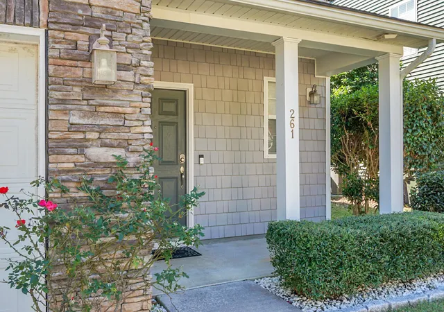 Photo 4 of Single family home for sale at 261 Woodbrook Way, Moncks Corner, SC 29461 | MLS# 25028668 | Listing updated on 2026-08-04