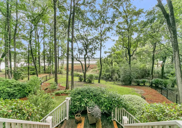 Homes for sale in Hollywood, SC | 4923 Steeplechase Ln, Hollywood, SC 29449 | MLS# 26017982