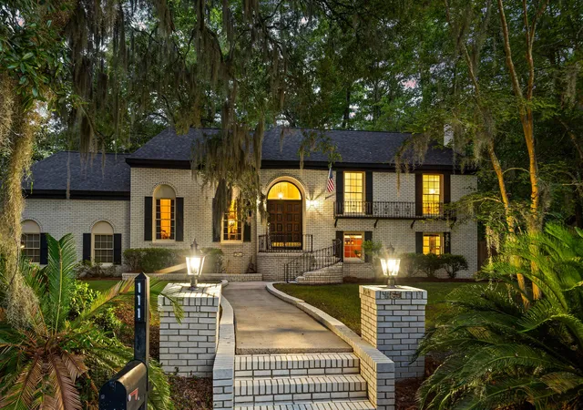 2nd image of 111 Seven Oaks Ln, Summerville, SC 29485 | MLS# 26022434