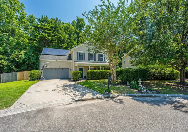 Photo 3 of Single family home for sale at 9484 Falling Embers Ln, Ladson, SC 29456 | MLS# 26017257 | Listing updated on 2026-08-20
