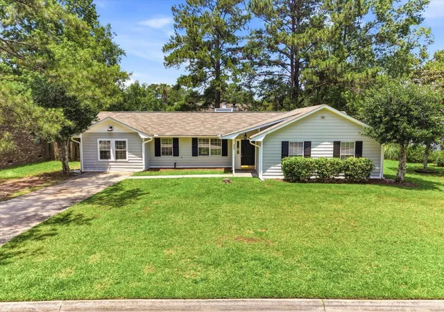 Photo 1 of Single family home for sale at 405 Amberjack Way, Summerville, SC 29485 | MLS# 26016051 | Listing updated on 2026-10-01