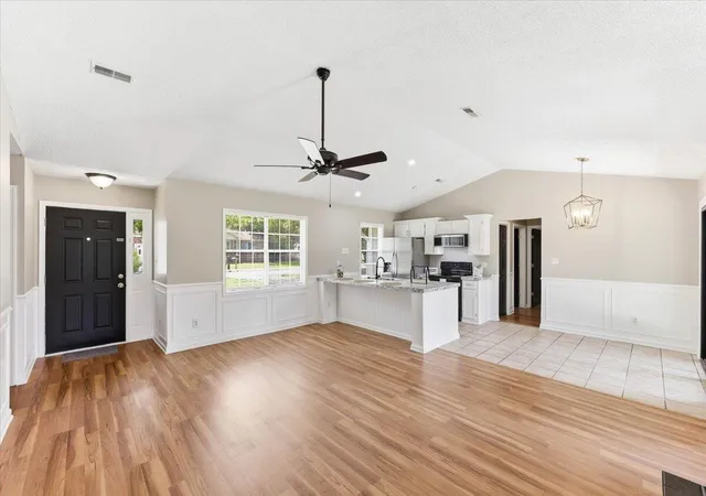 Photo 3 of Single family home for sale at 405 Amberjack Way, Summerville, SC 29485 | MLS# 26016051 | Listing updated on 2026-10-01