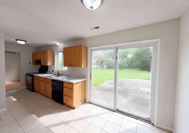 Photo 2 of Single family home for sale at 6786 Moss Ct, North Charleston, SC 29418 | MLS# 26021874 | Listing updated on 2026-08-27