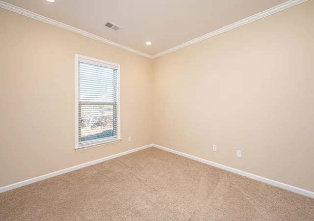 Photo 4 of Single family home for sale at 205 Maple Valley Rd, Summerville, SC 29486 | MLS# 25032359 | Listing updated on 2026-08-19