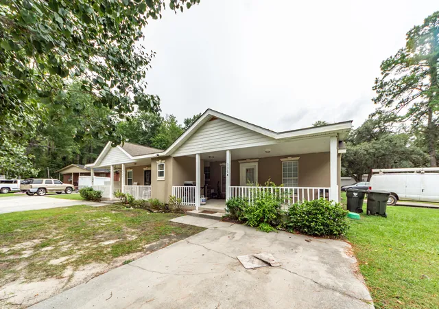 2nd image of 936 Sheep Island Rd #Unit A & B, Summerville, SC 29486 | MLS# 26022219