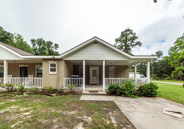 Photo 3 of Multi family home for sale at 936 Sheep Is Rd #Unit A & B, Summerville, SC 29486 | MLS# 26022219 | Listing updated on 2026-09-16