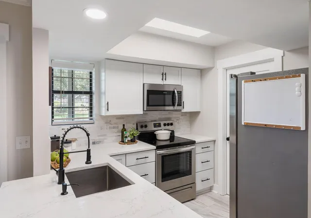 Homes for sale in Mount Pleasant, SC | 1851 Montclair Dr #1851-B, Mount Pleasant, SC 29464 | MLS# 26017153