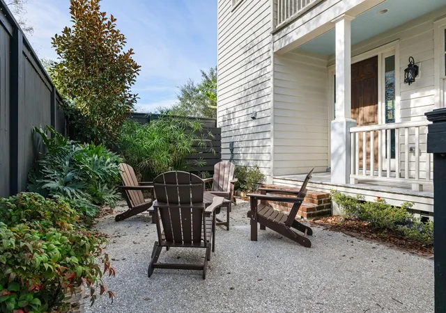 Photo 4 of Single family home for sale at 1 Todd St, Charleston, SC 29403 | MLS# 26022048 | Listing updated on 2026-08-11
