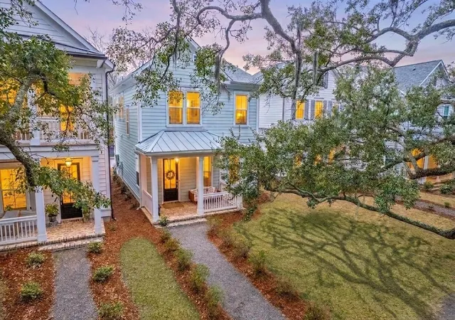 Photo 1 of Single family home for sale at 1032 Ave Of Oaks, Charleston, SC 29407 | MLS# 26020059 | Listing updated on 2026-08-31