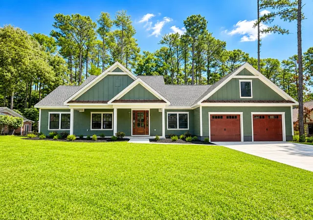 Homes for sale in Santee, SC | 115 Wateree Dr, Santee, SC 29142 | MLS# 26019310