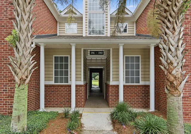 Photo 1 of Townhouse for sale at 1744 Wyngate Cir, Mount Pleasant, SC 29466 | MLS# 26024089 | Listing updated on 2026-09-14