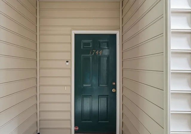 Photo 3 of Townhouse for sale at 1744 Wyngate Cir, Mount Pleasant, SC 29466 | MLS# 26024089 | Listing updated on 2026-09-14