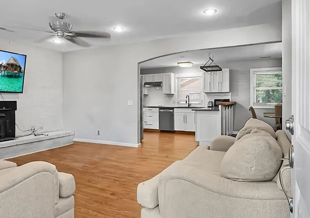 Photo 3 of Single family home for sale at 1139 San Juan Ave, Charleston, SC 29407 | MLS# 26023801 | Listing updated on 2026-09-11