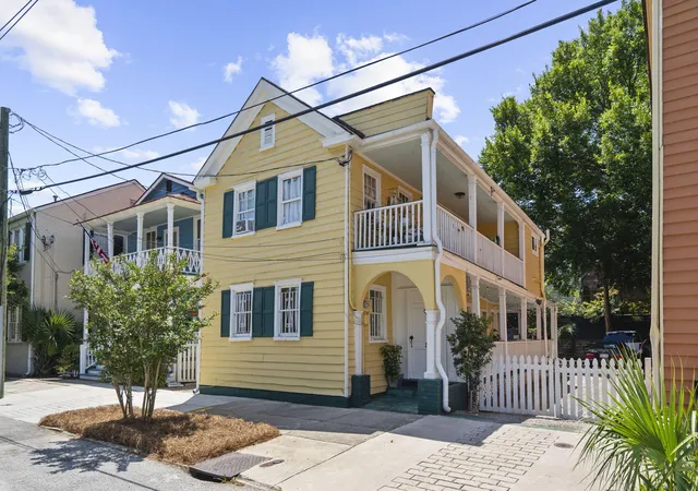 Photo 1 of Single family home for sale at 3 Judith St, Charleston, SC 29403 | MLS# 26018471 | Listing updated on 2026-08-21