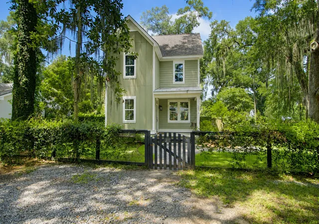 Photo 48 of Single family home for sale at 2204 Wappoo Dr, Charleston, SC 29412 | MLS# 26024627 | Listing updated on 2026-10-08