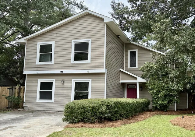 Photo 1 of Single family home for sale at 127 Cottonwood Dr, Summerville, SC 29483 | MLS# 26024125 | Listing updated on 2026-09-15