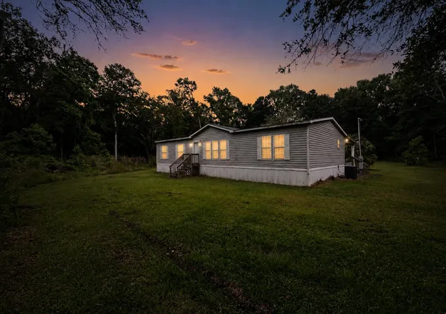 Photo 38 of Manufactured home for sale at 7855 Mary Seabrook Rd, Edisto Island, SC 29438 | MLS# 26012817 | Listing updated on 2026-08-18