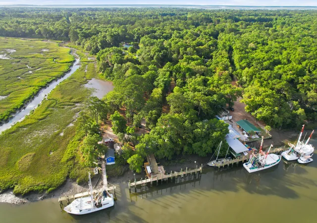3rd image of 26 Hallmark Rd, Saint Helena Island, SC 29920 | MLS# 26017446