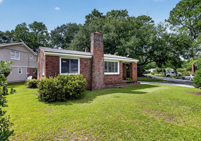 Photo 1 of Single family home for sale at 757 Longfellow Rd, Charleston, SC 29407 | MLS# 26018115 | Listing updated on 2026-08-25