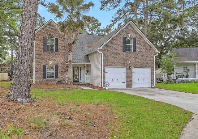Photo 2 of Single family home for sale at 188 Bamert St, Summerville, SC 29483 | MLS# 26015551 | Listing updated on 2026-10-06