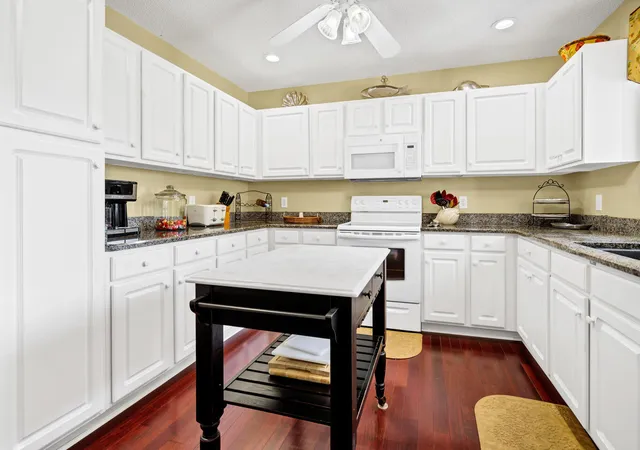 Photo 4 of Single family home for sale at 864 Clb Cottage Rd, Edisto Island, SC 29438 | MLS# 26012692 | Listing updated on 2026-05-02