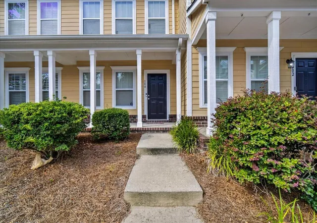 Photo 2 of Townhouse for sale at 104 Bennett Ln #18, Summerville, SC 29483 | MLS# 26024349 | Listing updated on 2026-09-08