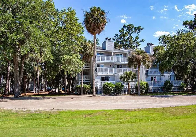 Photo 3 of Townhouse for sale at 259 Sea Cloud Cir, Edisto Island, SC 29438 | MLS# 26013066 | Listing updated on 2026-09-04