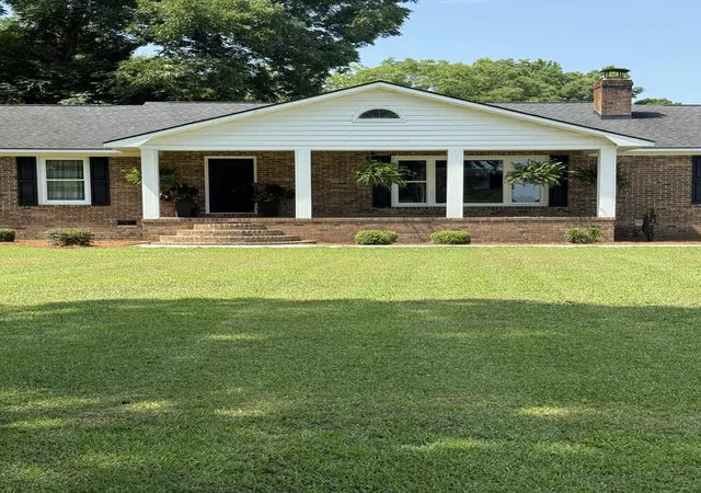 4th image of 915 W Main St, Harleyville, SC 29448 | MLS# 26019863