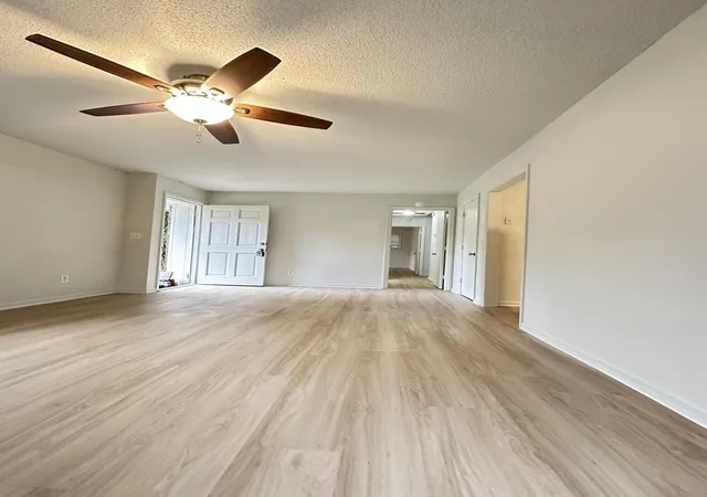 Photo 2 of Single family home for sale at 141 Waycross St, Orangeburg, SC 29118 | MLS# 26019936 | Listing updated on 2026-08-18