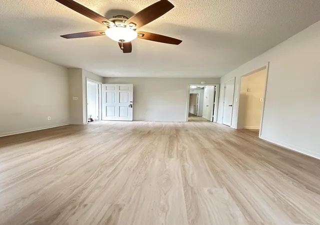 Photo 3 of Single family home for sale at 141 Waycross St, Orangeburg, SC 29118 | MLS# 26019936 | Listing updated on 2026-08-18