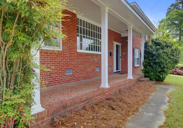 3rd image of 1119 Smithfield Pl, Hanahan, SC 29410 | MLS# 26009542