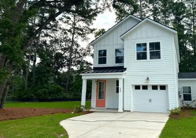 Photo 1 of Sale Pending at 440 Queenview Ln, Charleston, SC 29414 | MLS# 26000402 | Listing updated on 2026-07-13