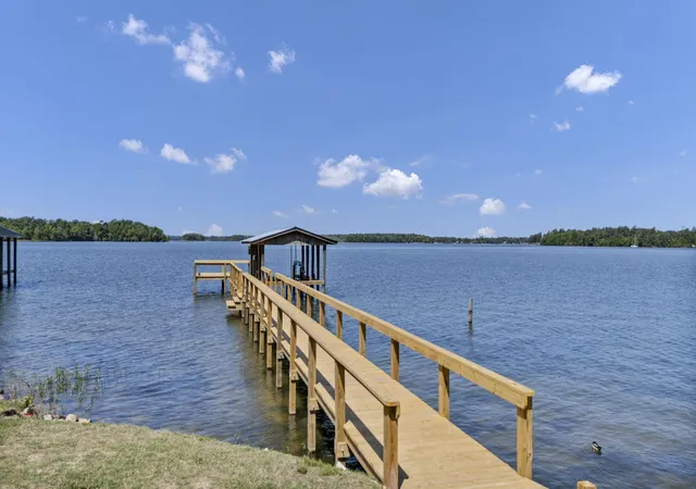 Photo 4 of Single family home for sale at 1527 Quail Trl, Manning, SC 29102 | MLS# 26022921 | Listing updated on 2026-08-17