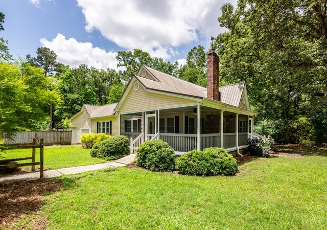 Homes for sale in Ridgeville, SC | 229 Bay Blossom Ln, Ridgeville, SC 29472 | MLS# 26015396