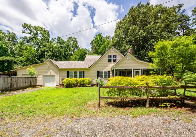 Homes for sale in Ridgeville, SC | 229 Bay Blossom Ln, Ridgeville, SC 29472 | MLS# 26015396