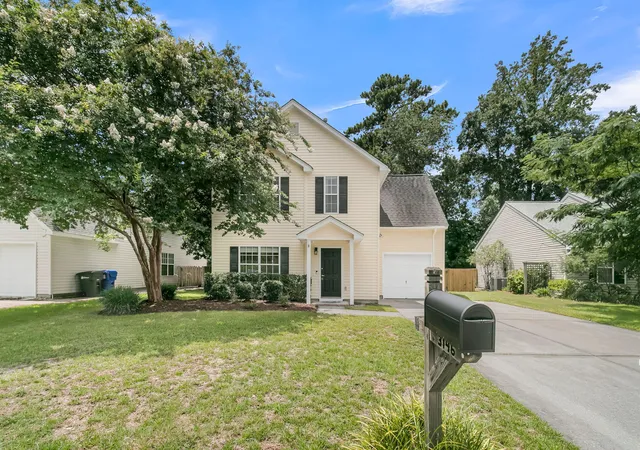 Photo 2 of Single family home for sale at 3146 Morningdale Dr, Mount Pleasant, SC 29466 | MLS# 26020717 | Listing updated on 2026-09-08