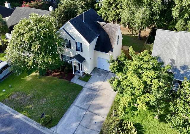 Photo 4 of Single family home for sale at 3146 Morningdale Dr, Mount Pleasant, SC 29466 | MLS# 26020717 | Listing updated on 2026-09-08