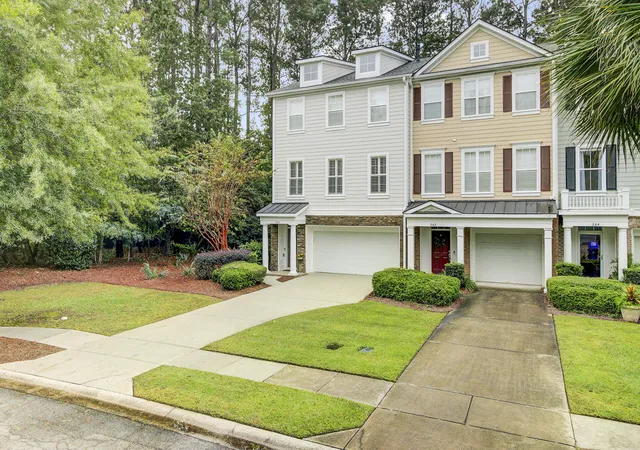 Homes for sale in Mount Pleasant, SC | 272 Fair Sailing Rd, Mount Pleasant, SC 29466 | MLS# 25027931